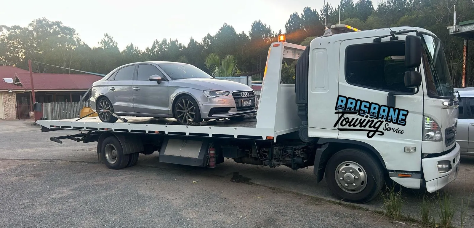Low vehicle towing Brisbane